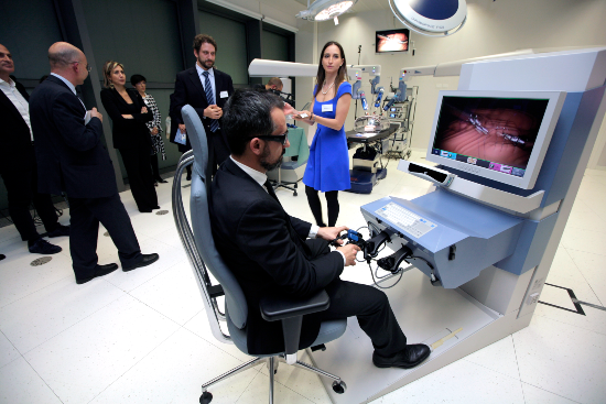 Asensus Surgical's Senhance system demo.